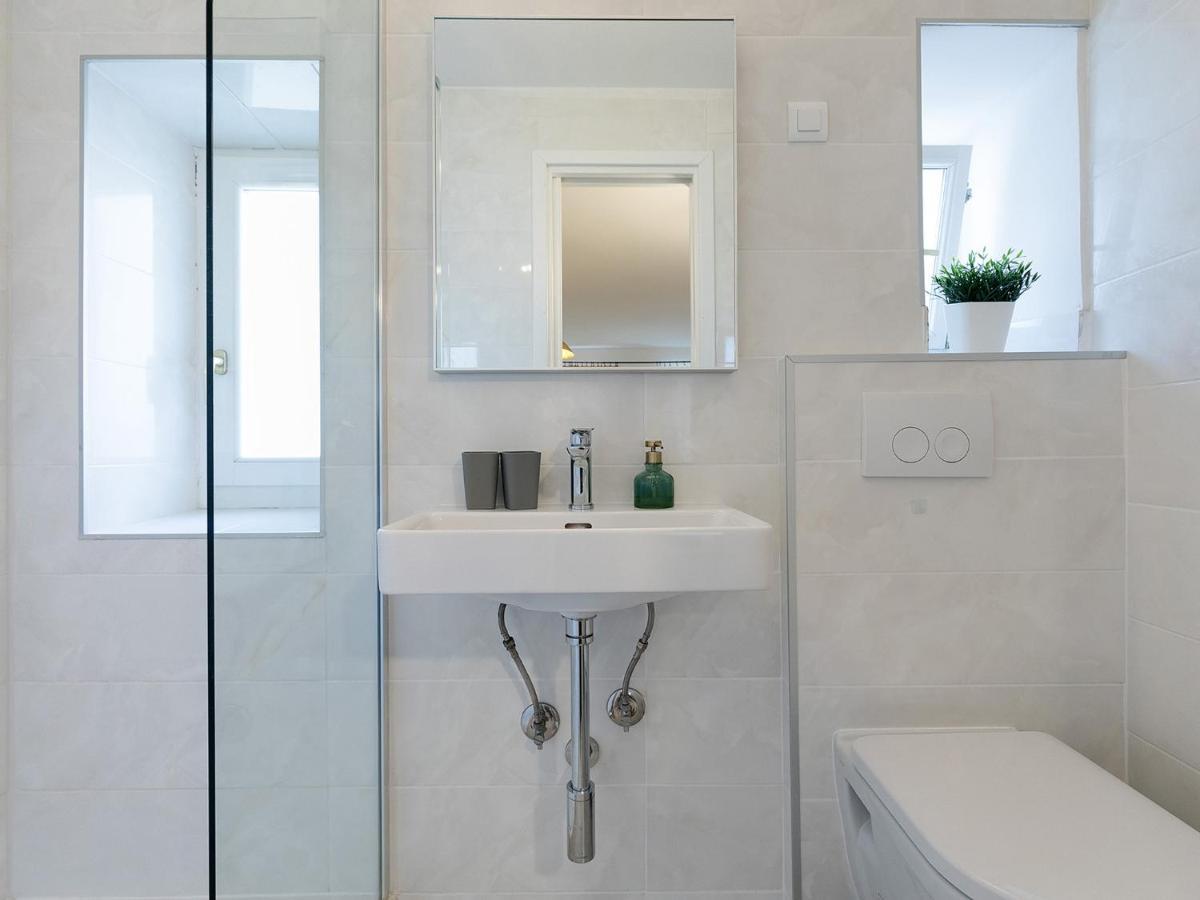 Stylish Studio Apartment By Irundo Ρόβινι Εξωτερικό φωτογραφία
